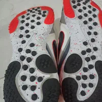 کتونی نایک اورجینال|کیف، کفش، کمربند|ری, شهادت|دیوار