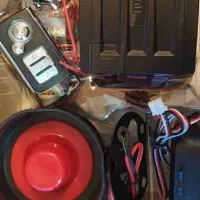 نصب انواع دزگیر ساده وتصویری نصب ردیاب نصب درمحل|قطعات یدکی و لوازم جانبی|همدان, |دیوار