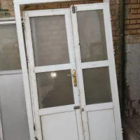 درب هال آلومینیوم سفید ضخیم با قفل و کشو