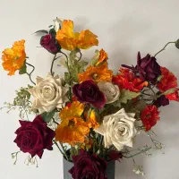 گل مصنوعی رز و شقایق