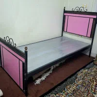 تخت چوب فلز فرفوژه دار