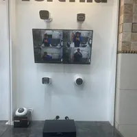 دوربین مداربسته|دوربین مداربسته|اندیشه, |دیوار