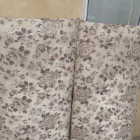 یک جفت پشتی خیلی هم کهنه نیست