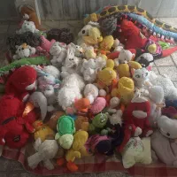 تعدادی عروسک های ۵۰ تومنی