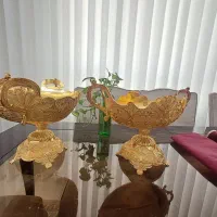 ظرف طلایی و فلزی تزیینی
