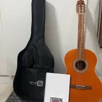 گیتار کلاسیک پارسی M6 نو و بدون استفاده