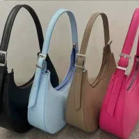 فروش ویژه انواع کیف و کلاه|کیف، کفش، کمربند|شاهینشهر, شهرک هشت بهشت|دیوار