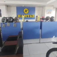 استخدام یک نیرو خانم برای نمایندگی موتور سیکلت