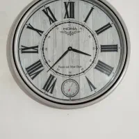 ساعت دیواری