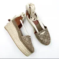 کفش برند Tory Burch