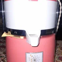 آبمیوه‌گیری ناسیونال  در حد نو،بسیار تمیز و کم‌صدا