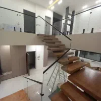 شیشه سکوریت و لمینت و دوجداره و upvc و آلومینیوم|خدمات پیشه و مهارت|اراک, |دیوار