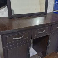 میز آرایشی