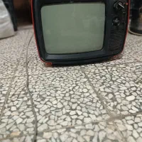 تلویزیون قدیمی|تلویزیون و پروژکتور|لنگرود, |دیوار