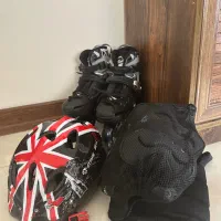 اسکیت و کلاه از برند فلایینگ ایگل