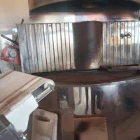 یک عدد دستگاه نانوایی ویک عدد دستگاه شاتری