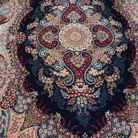 دو تخته فرش ۹ متری ۷۰۰شانه در حد نو