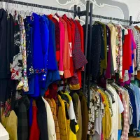 اجناس فروشی