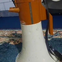 بلندگو دستی ژاپنی توآ|پخش‌کننده همراه|قم, شاه سید علی|دیوار