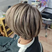 رنگ و لایت حرفه ایی|خدمات آرایشگری و زیبایی|نور, |دیوار