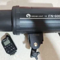 فلاش پرتابل دریم لایت ۶۰۰ ژول