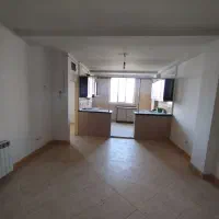 ۶۱ متر / مرکز شهرک طلاییه / رو به نما / با پارکینگ