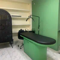 اجاره میزناخن و اجاره تخت مژه صندلی رنگ در سالن|اجارهٔ دفتر کار، اتاق اداری، مطب|تهران, ستارخان|دیوار