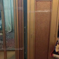 ویترین. دو عدد کمد و میزآرایش|بوفه، ویترین، کنسول|پیر بکران, |دیوار