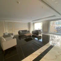 قبا-قلهک130متر3خواب-روبه-افتاب-روفگاردن-زیبا