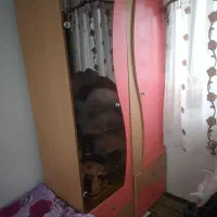 کمد بدون هیچ خط خشی کاملن سالم|جاکفشی، کمد، دراور|اطاقور, |دیوار