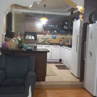 ۱۱۰ متری.۳ خواب. مبارزان