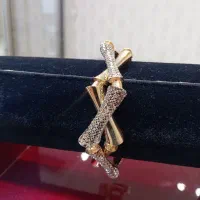 دستبند های لوکس طلا|جواهرات|قم, ارم|دیوار