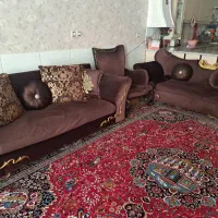 مبلمان ۷ نفر مخمل با میز و گل میز