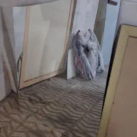 اینه حدود ۲ متری