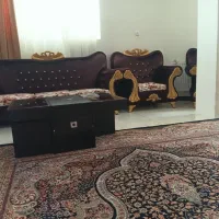 مبل راحتی همراه بامیزوعسلی