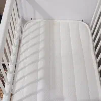 تخت نوزادی|تخت و صندلی بچه|الیگودرز, |دیوار