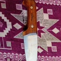 چن عدد تمبرپستی قدیمی ویک عدد چاقوی زنجان