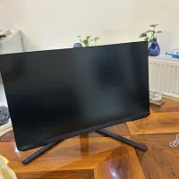 Monitor 4K UHD IPS 144Hz