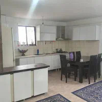 ویلا مبله شهری با جای پارک در حیات