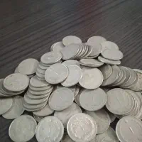 سکه یک ریالی پهلوئ