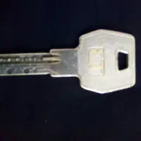 کلید کامپیوتری|اشیا|دورود, |دیوار