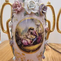 گلدان بلند گل برجسته|کلکسیون اشیاء عتیقه|تهران, قناتکوثر|دیوار