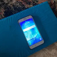 گوشی ساموسنگ j5