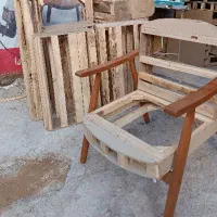 نیازمندبه رنگ کارمبلمان و چوب