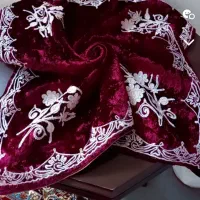 رومیزی مخمل قدیمی کار شده ۲ تا جفت هستن