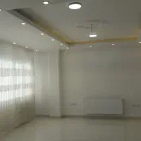 خانه دو طبقه و پیلوت
