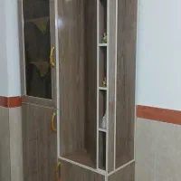 جاکفشی|جاکفشی، کمد، دراور|صحنه, |دیوار