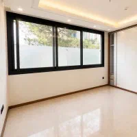 ۸۵متر/فول امکانات/خوش نقشه/غرق نور/زیرقیمت