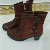 نیم بوت چرم اصل سایز۳۷ ۳۸