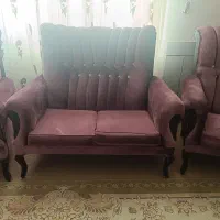 مبل ۷نفره با میز عسلی در حد نو